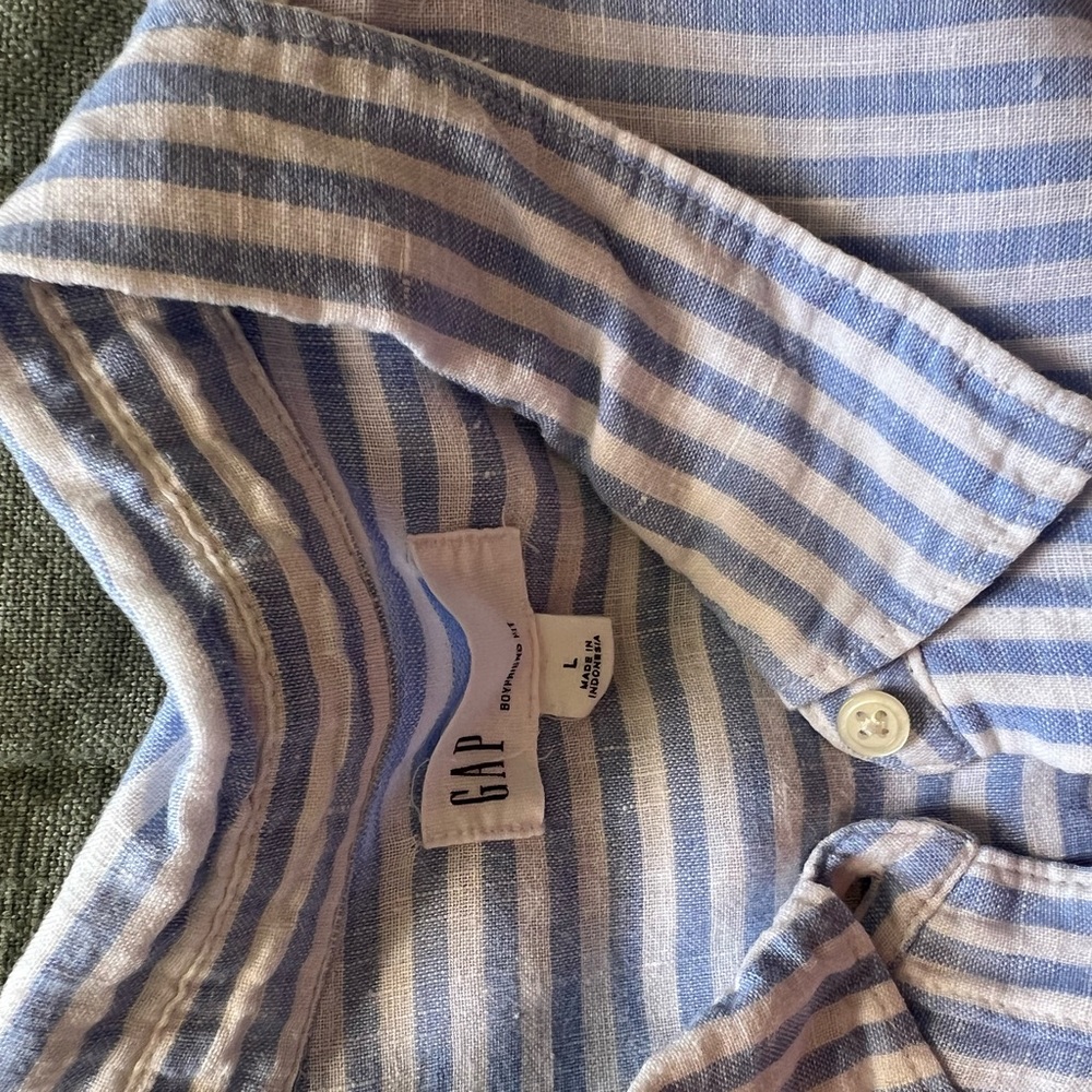 Fun blue and white stripe linen  shirt - Picture 2 of 5